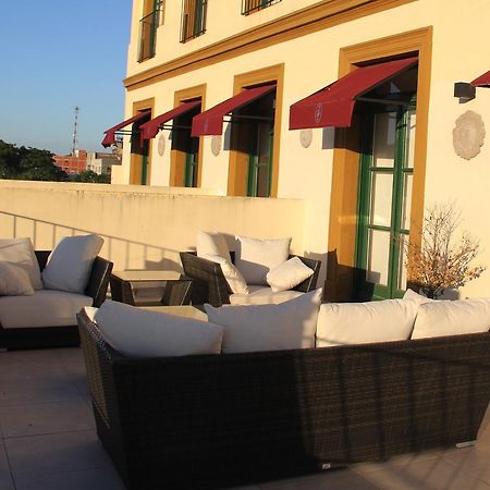 Real Hotel Lujan Ngoại thất bức ảnh