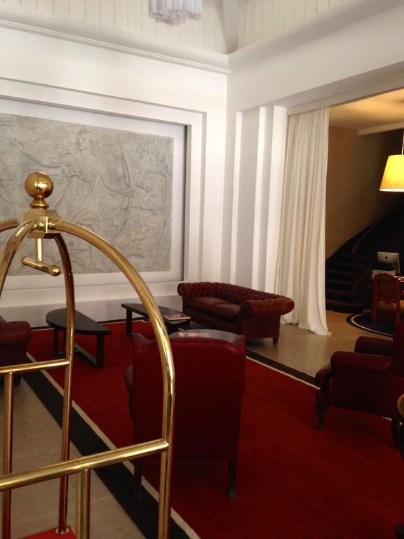 Real Hotel Lujan Ngoại thất bức ảnh