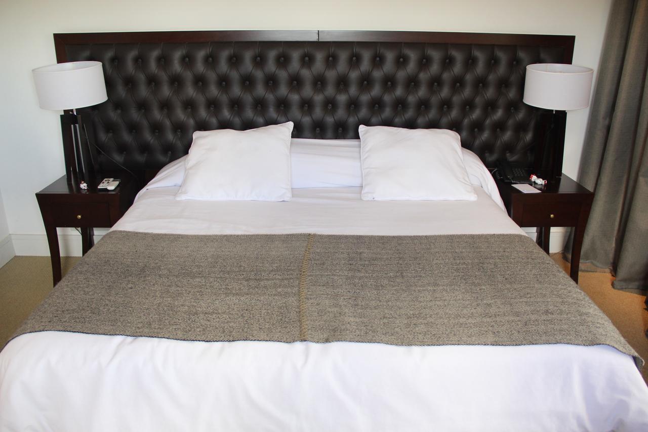 Real Hotel Lujan Ngoại thất bức ảnh