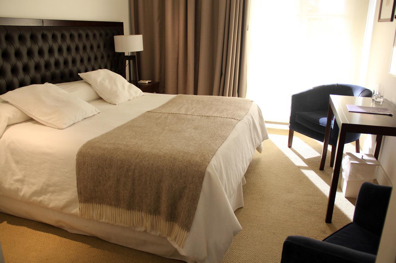 Real Hotel Lujan Ngoại thất bức ảnh