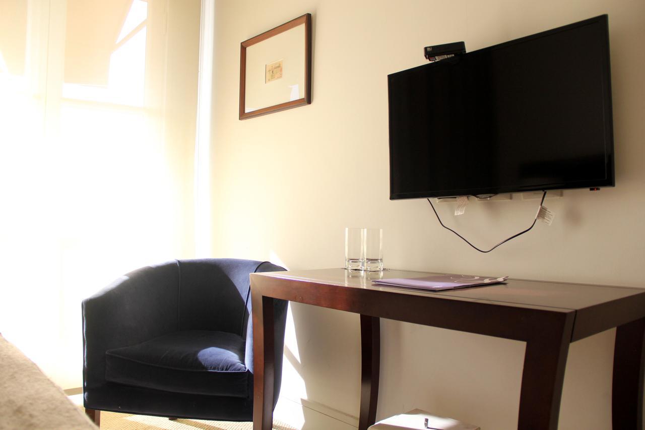Real Hotel Lujan Ngoại thất bức ảnh