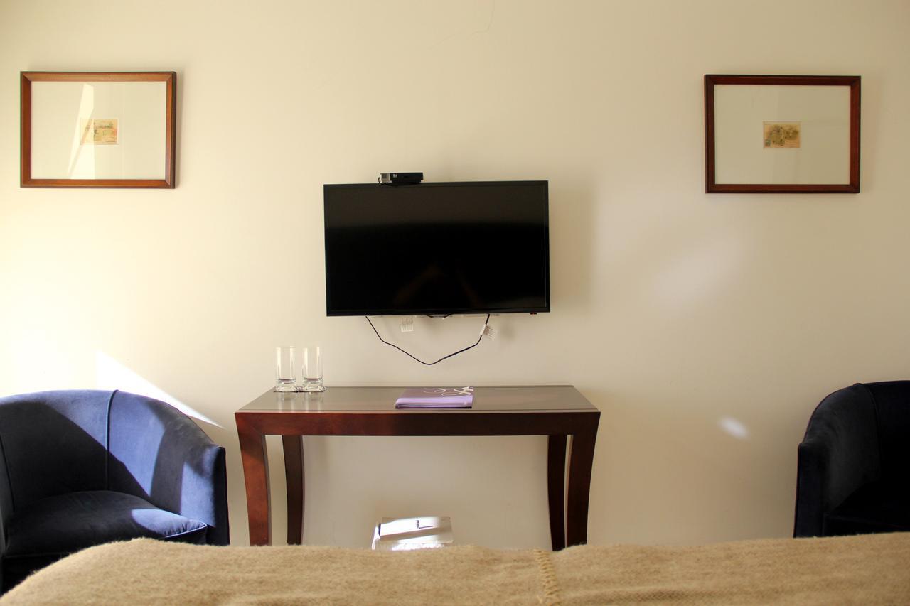 Real Hotel Lujan Ngoại thất bức ảnh