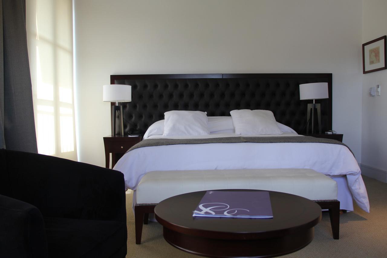 Real Hotel Lujan Ngoại thất bức ảnh