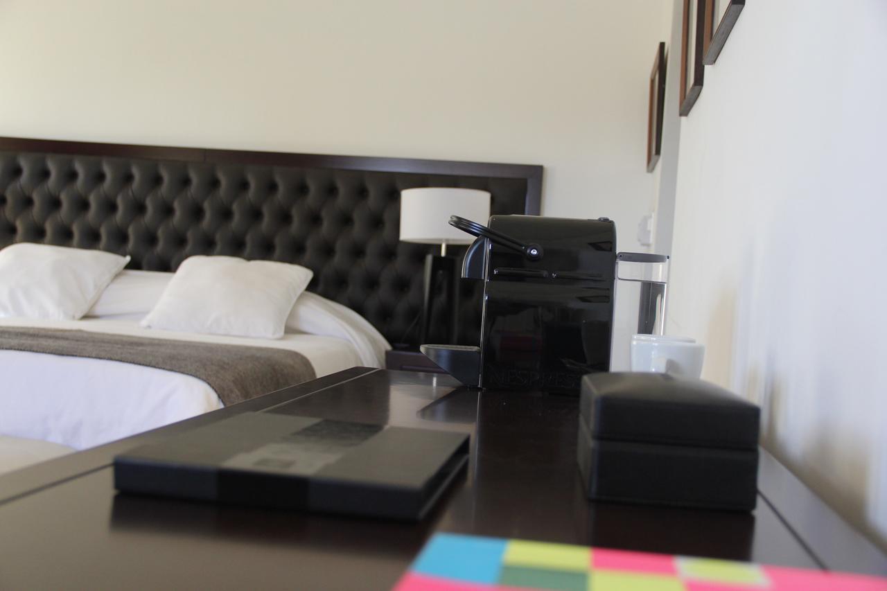 Real Hotel Lujan Ngoại thất bức ảnh