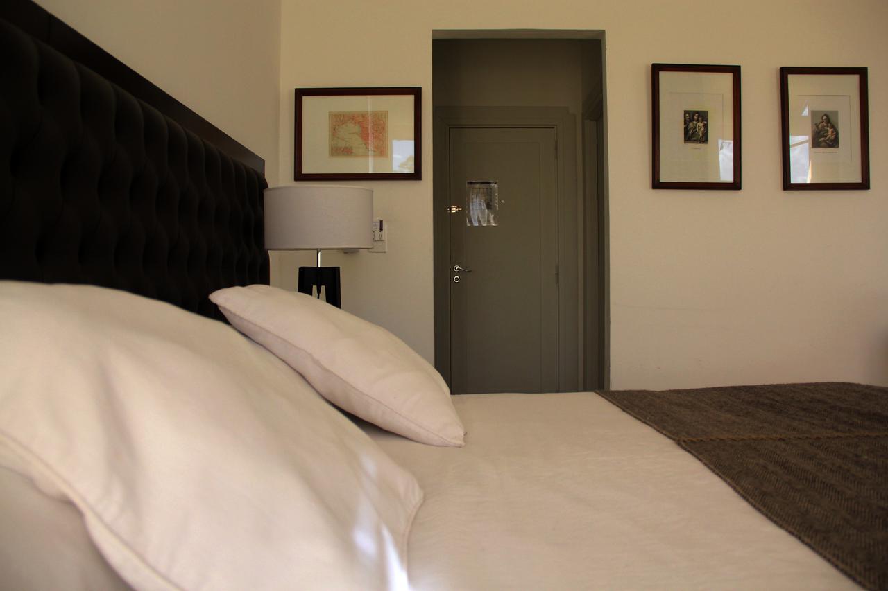 Real Hotel Lujan Ngoại thất bức ảnh
